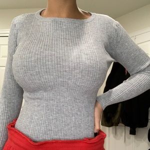 tight long sleeve shirt